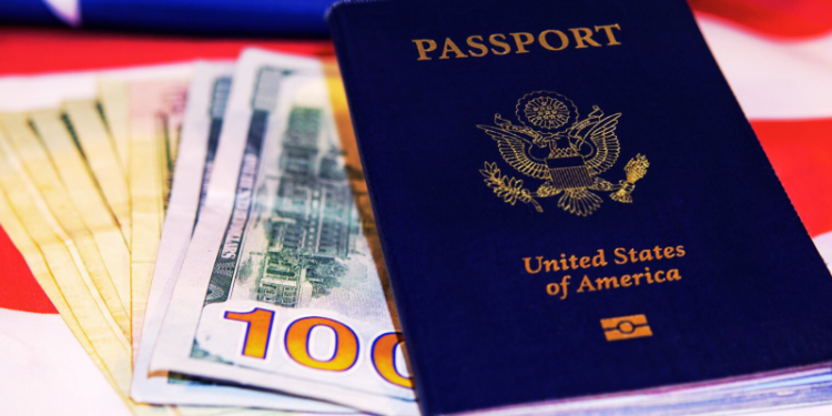Murió la visa: el requisito definitivo para ingresar a USA legal sin documentos