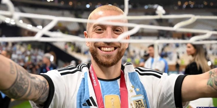 Papu Gómez: de la incertidumbre antes de la final de Qatar al “Scaloni me llama cada tres meses”