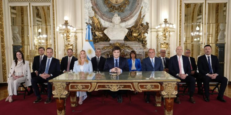 El discurso y anuncios de Javier Milei a un año de gobierno. Reformas, baja de impuestos y motosierra profunda en el estado y más
