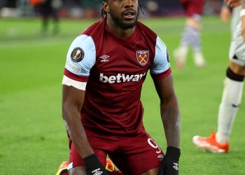 Qué dice el parte médico de Michail Antonio, el futbolista que sufrió un grave accidente