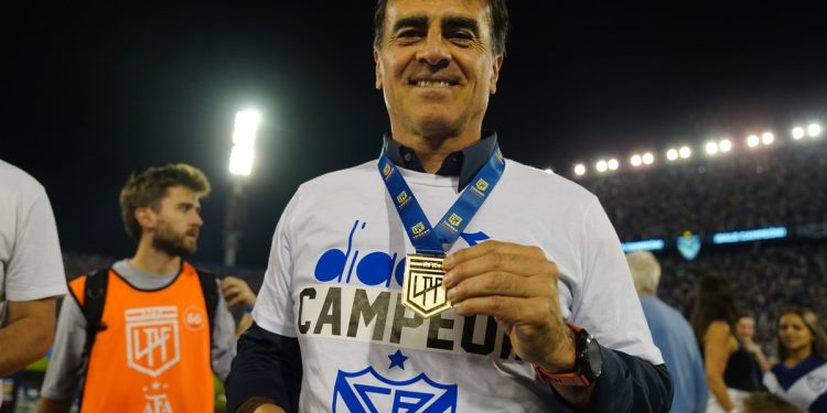 Quinteros: del Mundial 1994 al sueño con Vélez y el interés del Santos