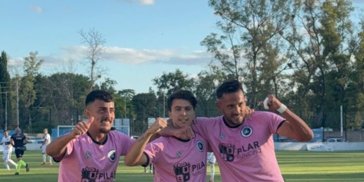 Real Pilar mantuvo el invicto y se encamina a la Primera B