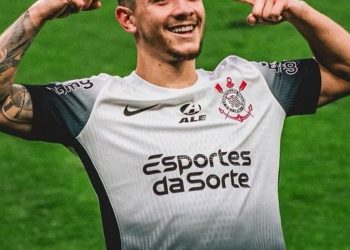 Rodrigo Garro con Olé: de pagarse un hotel en San Pablo a ser el mejor volante del Brasileirao