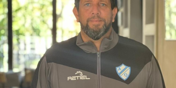 Se acerca el Búfalo: Szeszurak volverá a Argentino de Quilmes