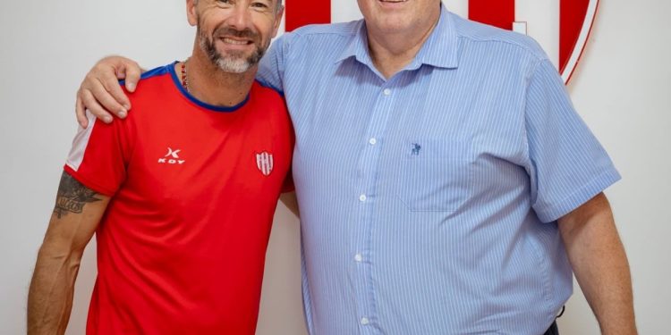 Se terminó la novela: el Kily González continuará siendo el entrenador de Unión