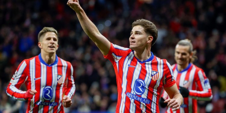 Video: El golazo de Julián Álvarez para poner en ventaja al Atlético