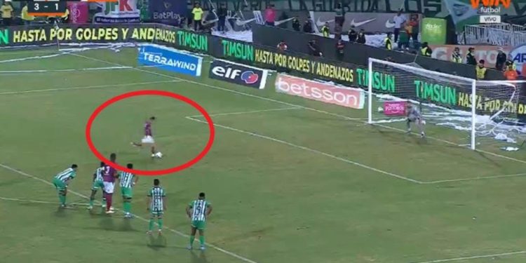 Video: picó y le atajaron un penal en la final del fútbol de Colombia