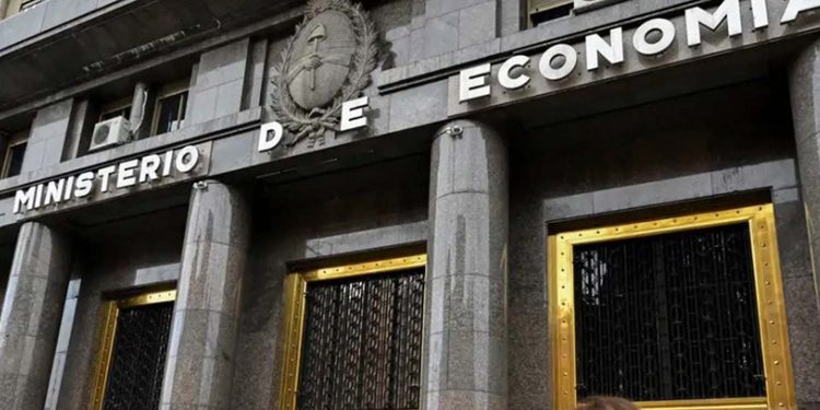 Positivo II: El Tesoro argentino renueva el 75% de los vencimientos de deuda en licitación