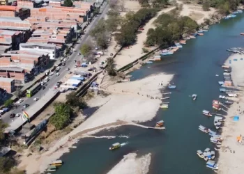 Aguas Blancas contra la idem: Intendente construye alambrado divisorio, ante la aparición de decapitados, busca frenar el narcotráfico proveniente de Bolivia