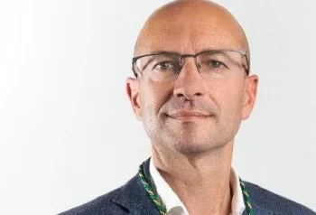 El PSOE suspende año y medio a su portavoz municipal de Santiago, Gonzalo Muíños, por «indisciplina reiterada»