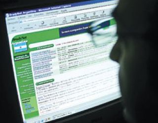 Hackeo a la PSA: descuentos irregulares en sueldos y fallas de ciberseguridad. Es falso accedieron a información sensible del personal
