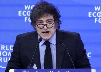 Milei se peleó hasta con el dueño de casa