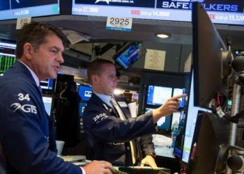 Acciones argentinas cortaron la racha y el riesgo país se acercó a 650 puntos