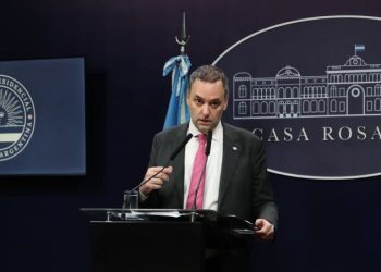 Adorni confirmó que Milei convocó a Macri a un pacto electoral, pero le dejó una advertencia al PRO