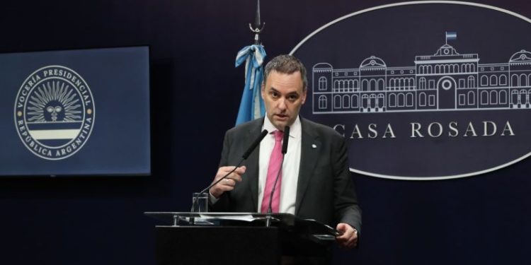 Adorni confirmó que Milei convocó a Macri a un pacto electoral, pero le dejó una advertencia al PRO