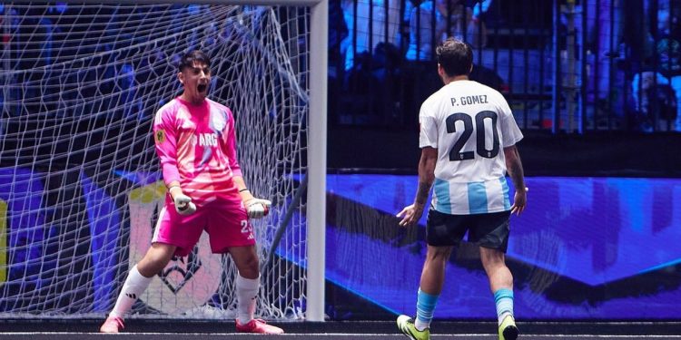 Argentina debutó con una victoria épica ante España en la Kings World Cup Nations 2025