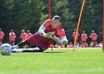 Armani, íntimo con Olé: “Estoy preparado para seguir ganando”