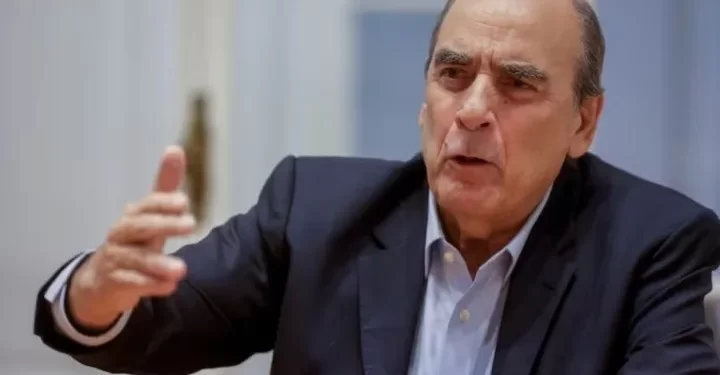 Francos habló sobre la renuncia del ex procurador del Tesoro y el paro ferroviario a la vista