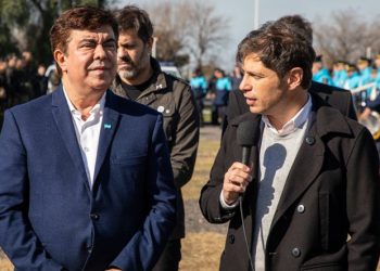 Contaminación en Virrey del Pino-La Matanza-: Vecinos exigen acciones ante la fábrica Klaukol. Provincia no controla.