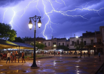 Cinco provincias en alerta naranja por tormentas: cómo estará el clima este martes 28 de enero