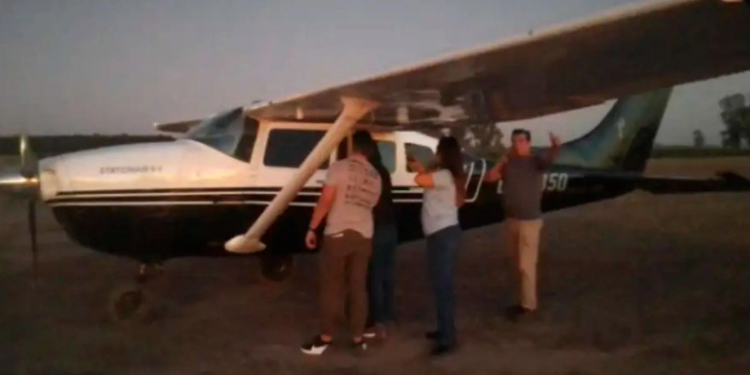 Por un aterrizaje de emergencia descubren una avioneta con 350 kilos de cocaína muy cerca del puente de Zarate