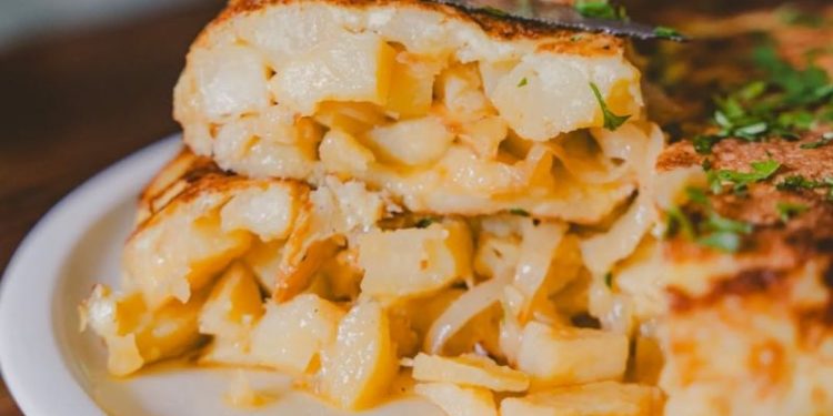 Comer afuera por $ 11.000: la nueva cantina en CABA que recrea los platos clásicos del bodegón porteño