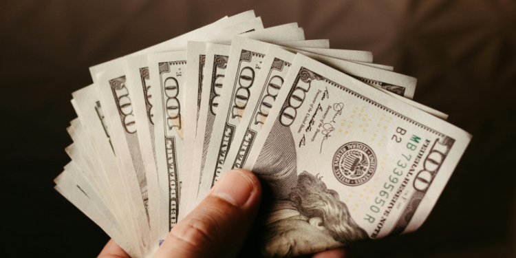 Cómo abrir una cuenta en dólares en el banco y qué requisitos piden