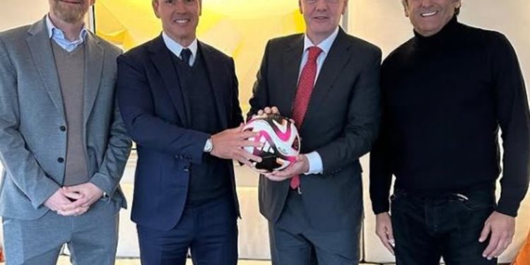 Con la cabeza en el Mundial: el cónclave de Brito y Francescoli con Infantino en NY