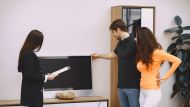 Plan Canje de Televisores 2025: cómo saber cuántas pulgadas debe tener tu Smart TV según la habitación donde la vas a poner