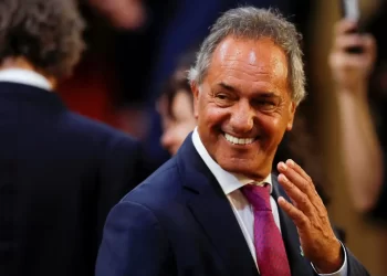 Kirchnerismo explicitó: Scioli propone postergar el inicio de clases. Aguante el carnaval!!!