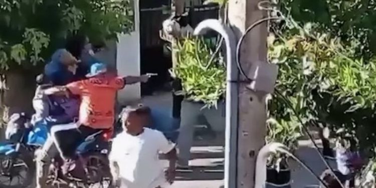 Dos facciones de una vieja línea de la UOCRA terminaron a los tiros en el Conurbano