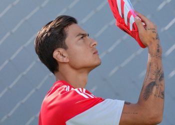 Dybala entre estreno de botines y las ganas de ganar la Champions