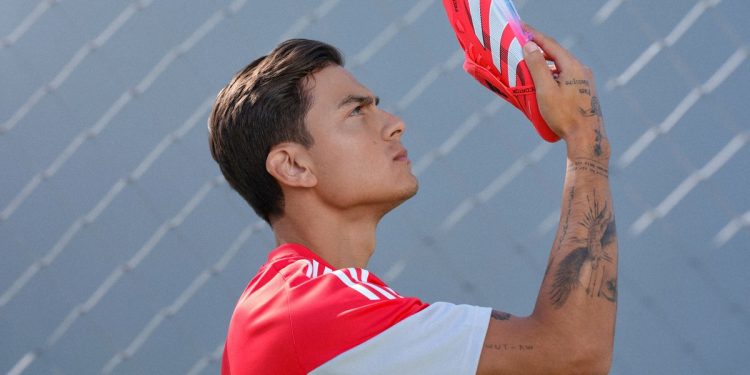 Dybala entre estreno de botines y las ganas de ganar la Champions