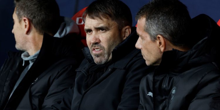 El difícil momento de Coudet en Alavés: sigue sin ganar y se acerca a zona de descenso