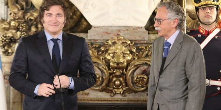 El nuevo plan de Milei para continuar con los recortes en los hospitales públicos