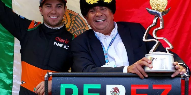 El papá de Checo Pérez le tiró flores a Colapinto y anticipó su futuro