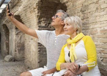 Emigrar a España a los 65 años: la visa especial que pueden pedir los jubilados argentinos sin ciudadanía española