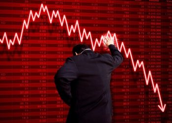 Golpe de China al dominio americano de la IA impacta a Wall Street y se desploman las tecnológicas