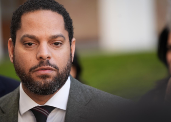 La Generalitat quiere multar a Garriga por un comentario contra un abogado de origen marroquí