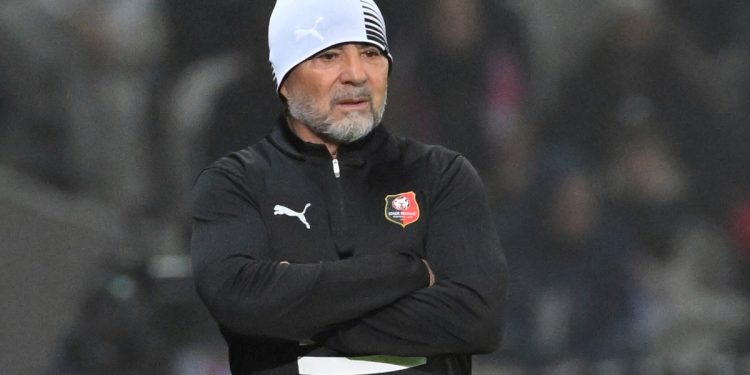 Jorge Sampaoli fue despedido por el Rennes