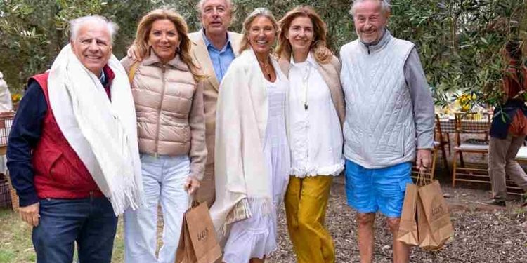Junto a un chef mendocino, José Luis Manzano levanta perfil en Punta del Este gracias a su alianza con Milei