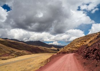 La historia del curioso y olvidado pueblo fantasma que queda en el Norte Argentino