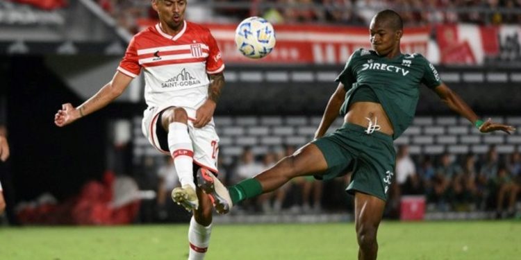 La Noche del León: Estudiantes ganó, goleó y gustó en UNO