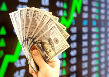 Las acciones energéticas en las que hay que invertir sí o sí en 2025, según el JP Morgan