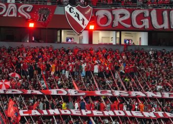 Las claves de la feroz interna de la barra de Independiente y qué puede pasar