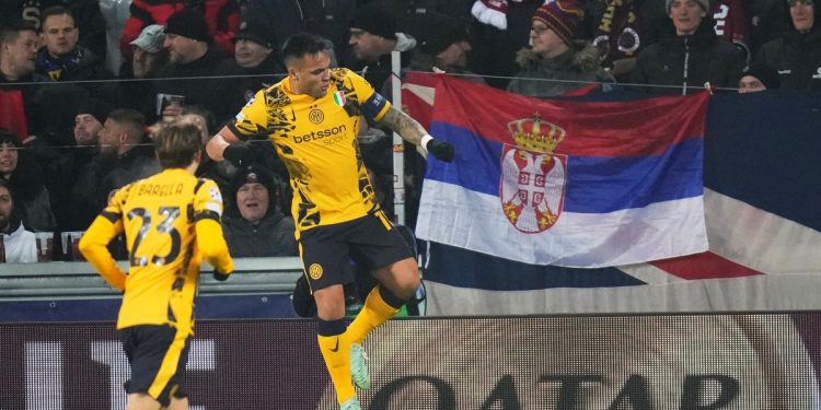 Lautaro Martínez igualó el récord de Adriano como máximo goleador del Inter en Champions