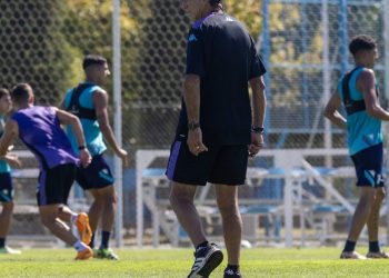 Los 11 que probó Costas en al formación de Racing para recibir a Belgrano