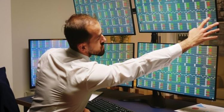 Los bonos ahora rinden hasta 12% en dólares por el efecto “DeepSeek”: ¿hay que comprar?