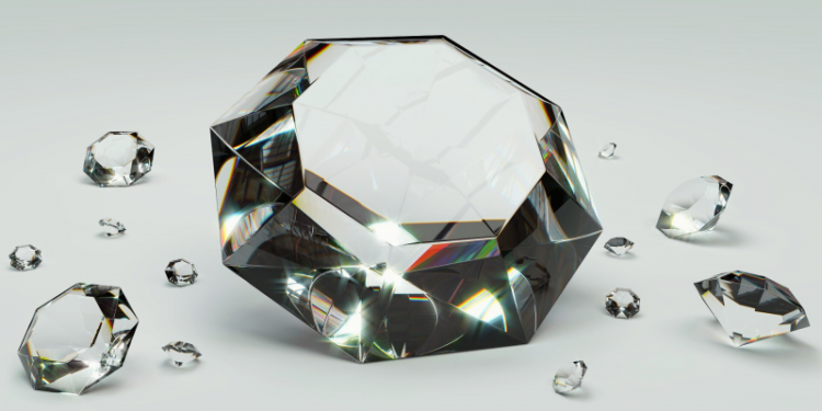 Mejor que el diamante: descubren el material más duro y resistente de todo el universo