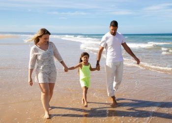 Mejor que Mar del Plata | La playa secreta que destaca por su tranquilidad y es ideal para descansar